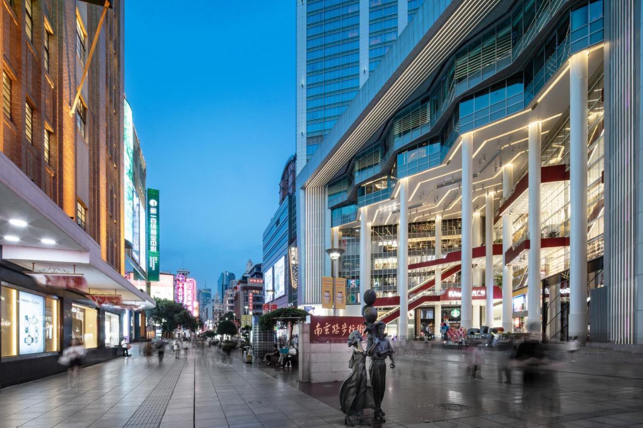 Crowne Plaza Shanghai Nanjing Road By Ihg المظهر الخارجي الصورة The shopping mall