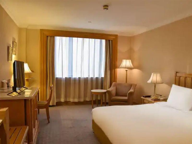Crowne Plaza Shanghai Nanjing Road By Ihg المظهر الخارجي الصورة A room at the hotel